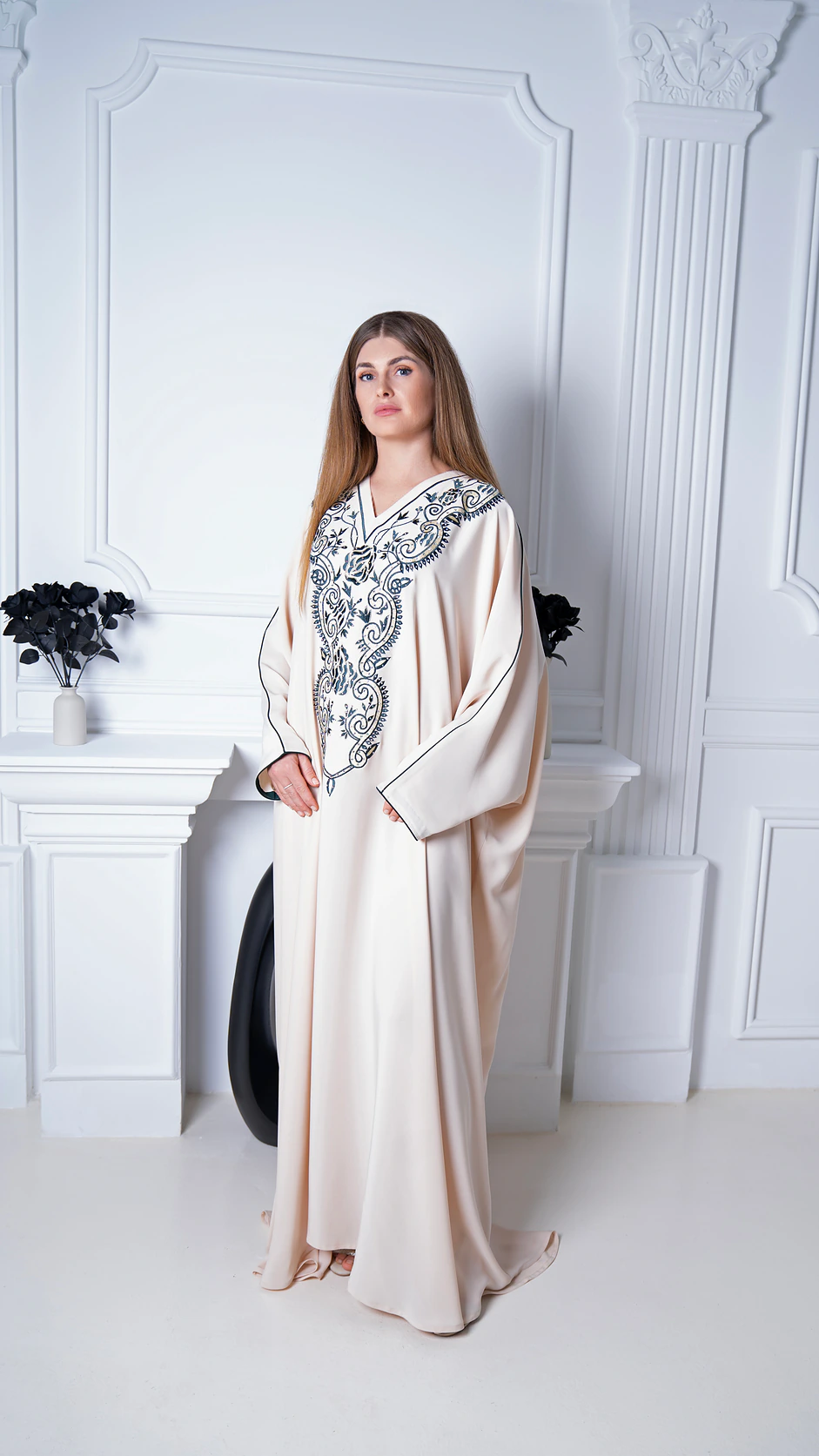 Embroidered Farasha Style Nida Abaya