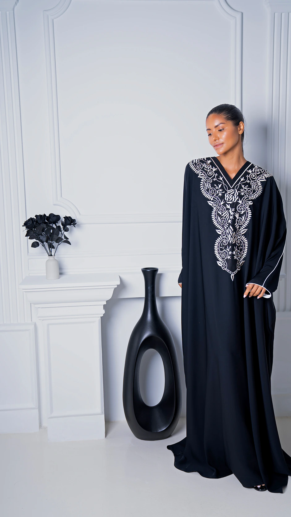 Embroidered Farasha Style Nida Abaya