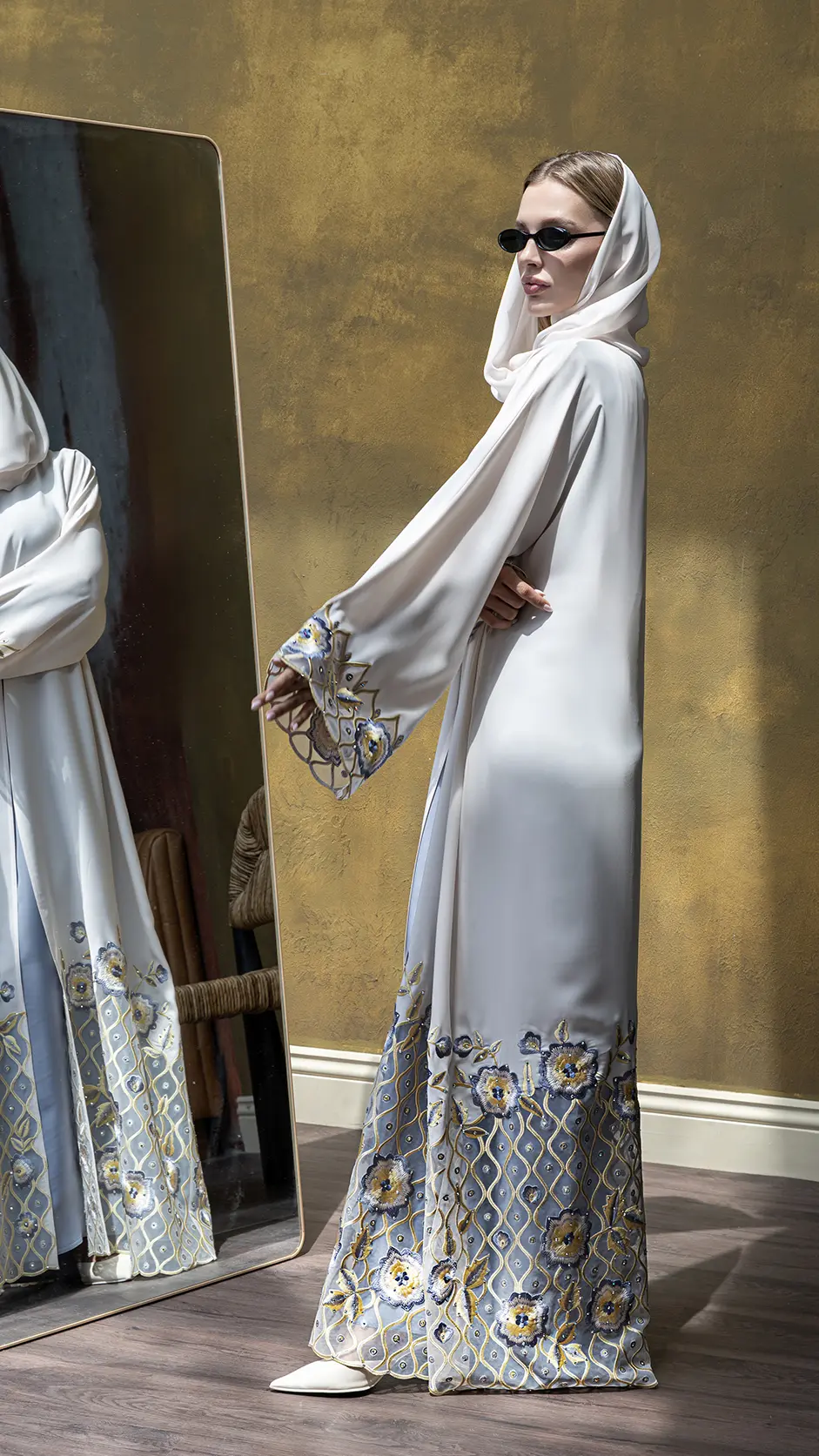 Computer Embroidery Nida Abaya