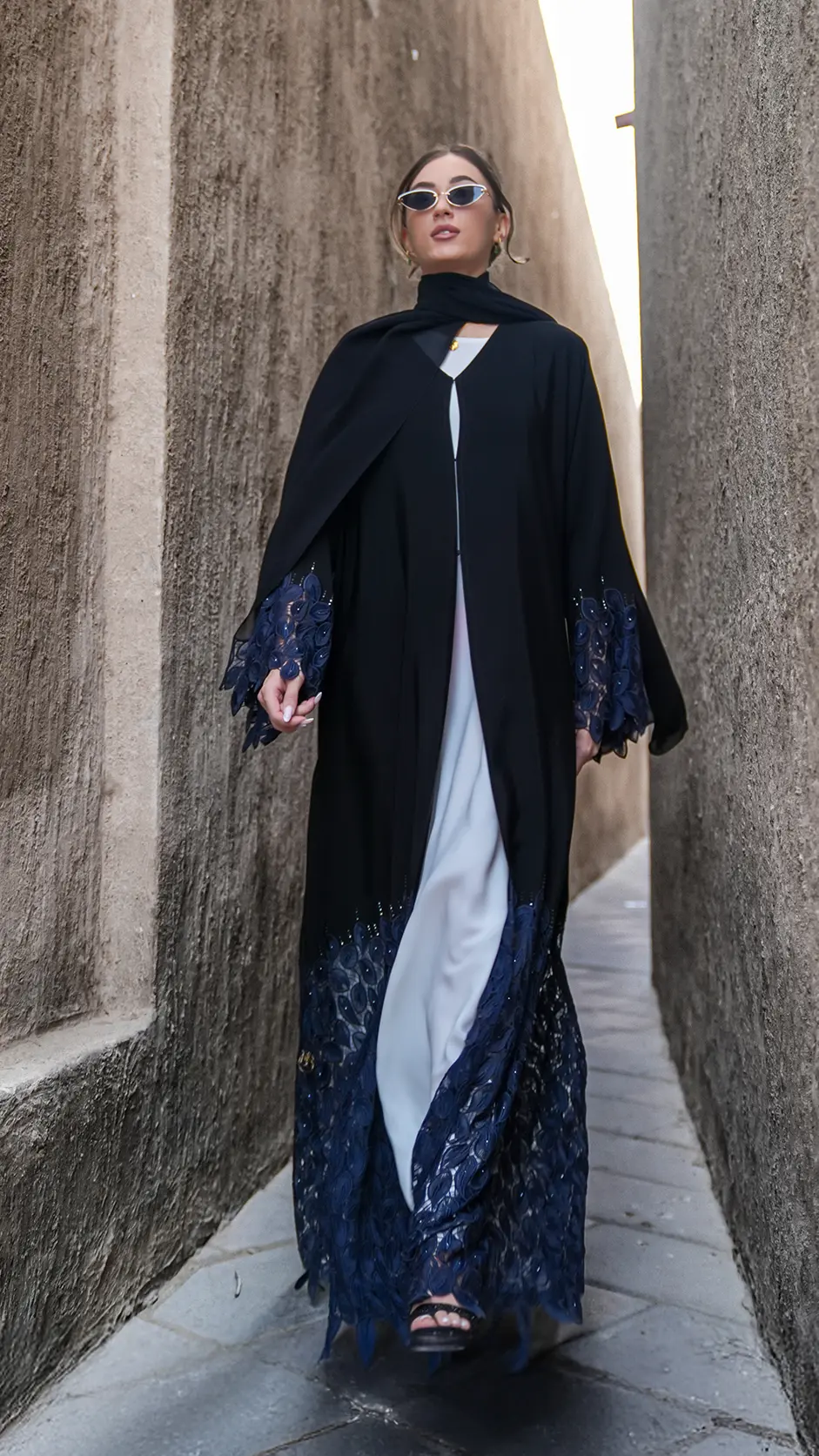 Black Lace Stone Abaya