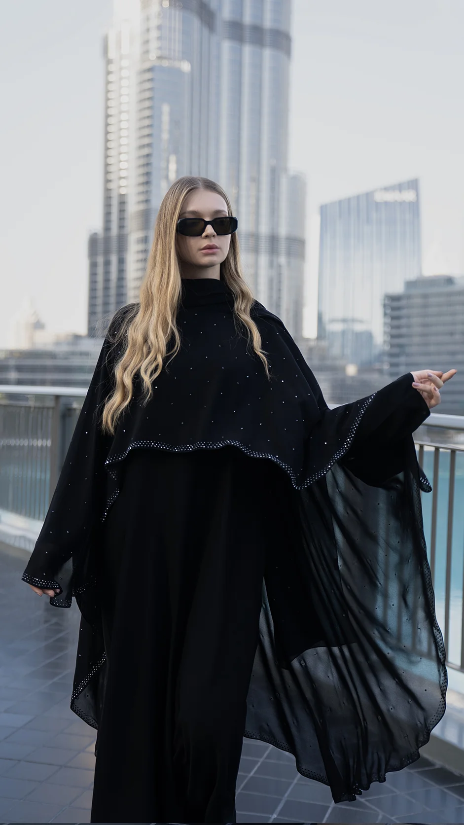 ‌Black Nida Stone Abaya