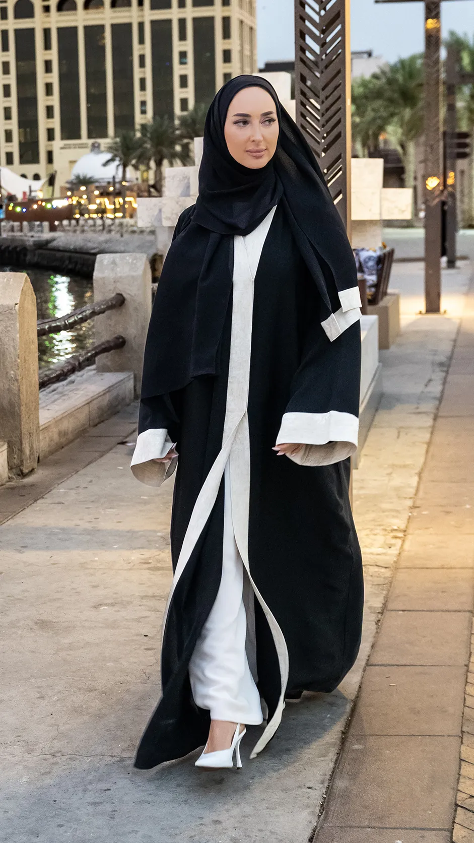 Plain Border Line Abaya