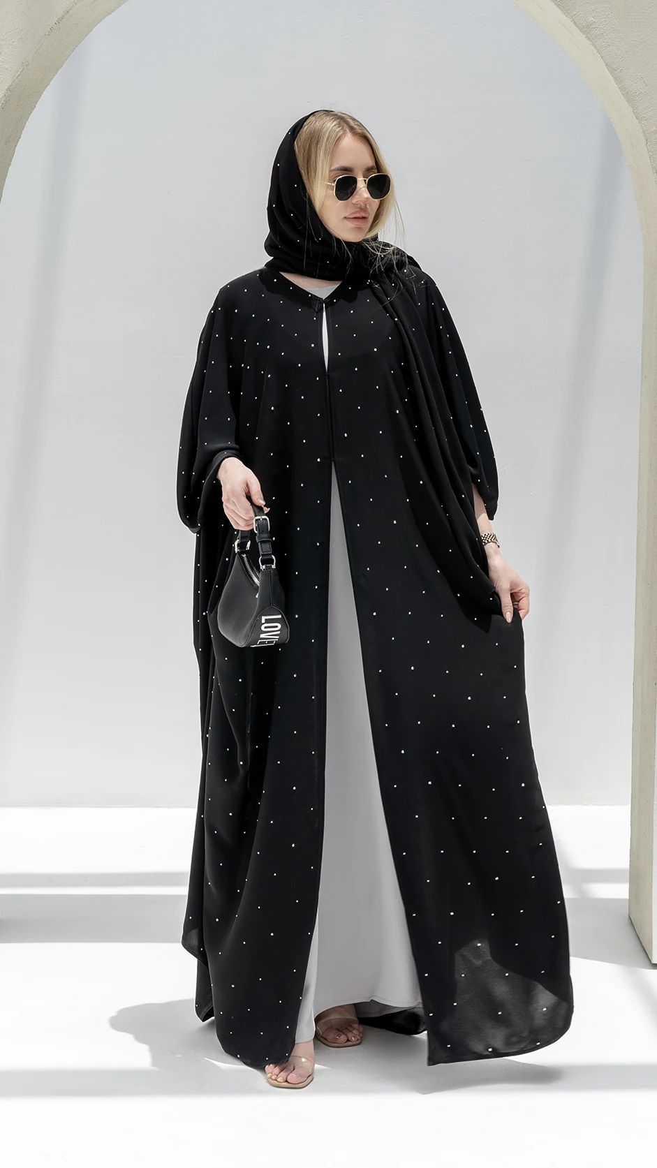 Scattered Stone Abaya