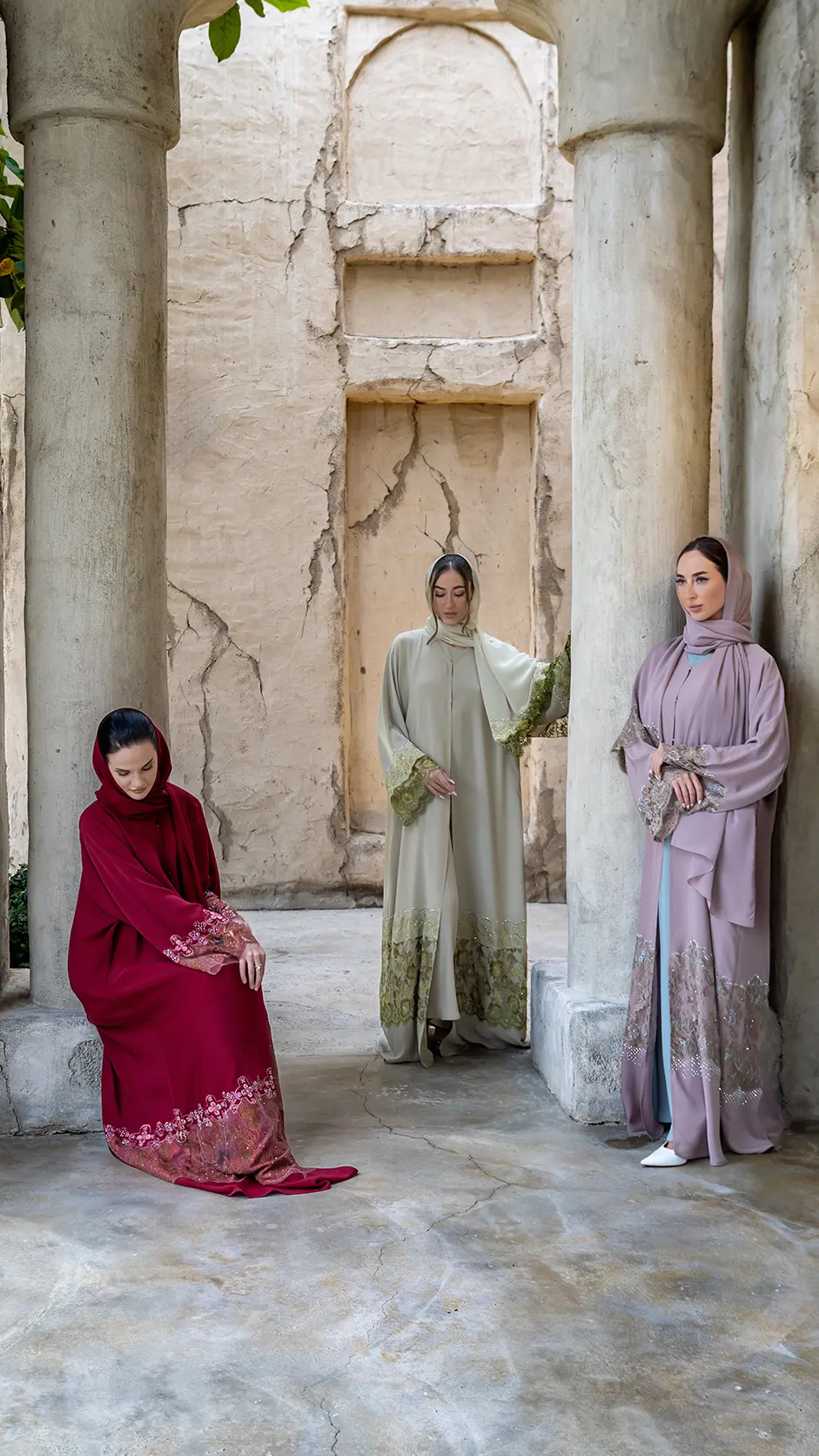 Colored Dantel Open Abaya with Stones Colored Dantel Open Abaya with Stones