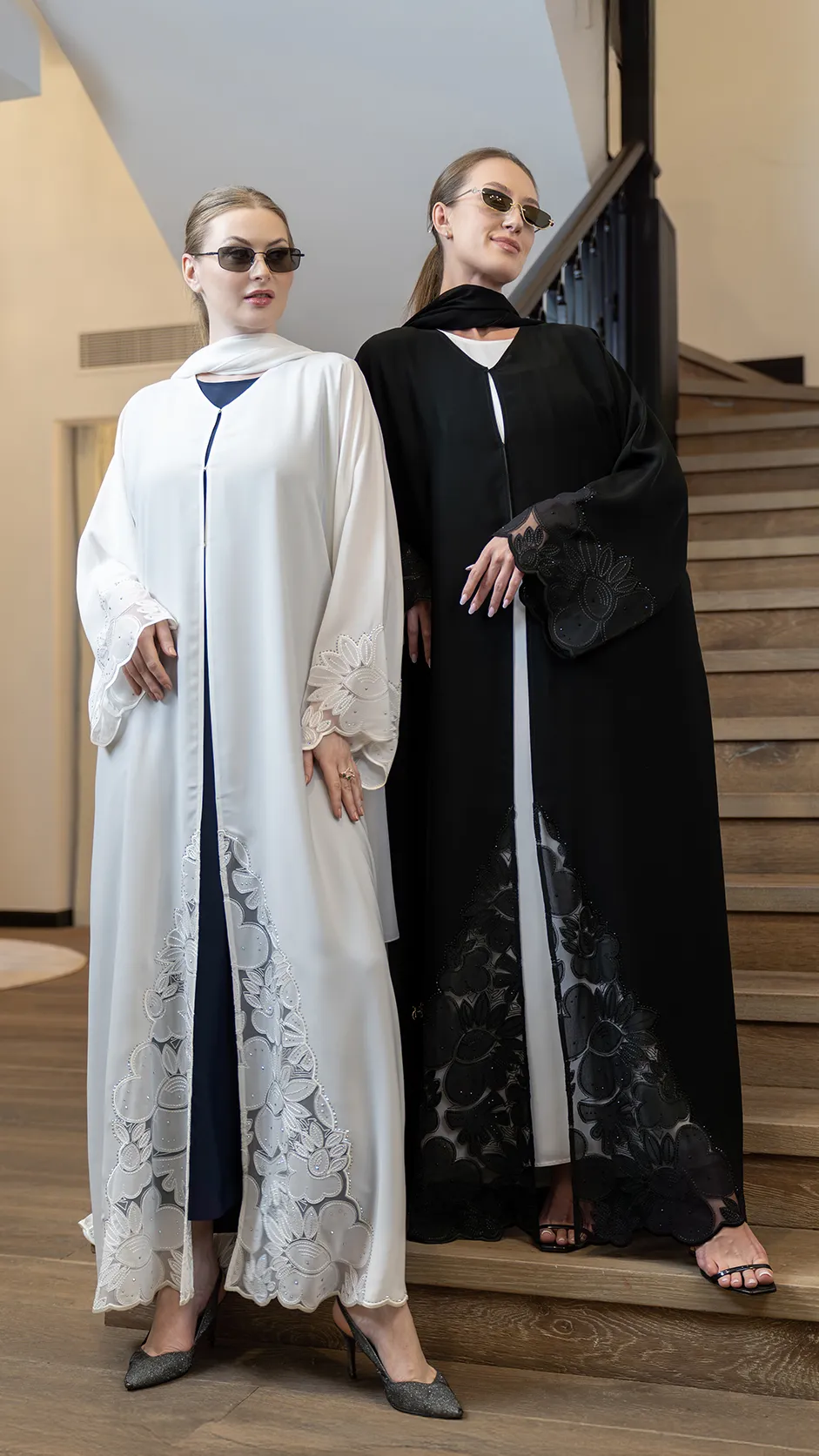 عباية دانتيل فاخرة مزينة بالأحجار