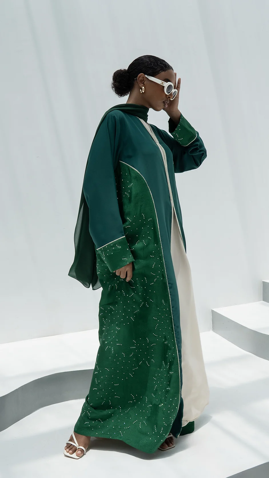 Piping Open Abaya with Stone Embellishments