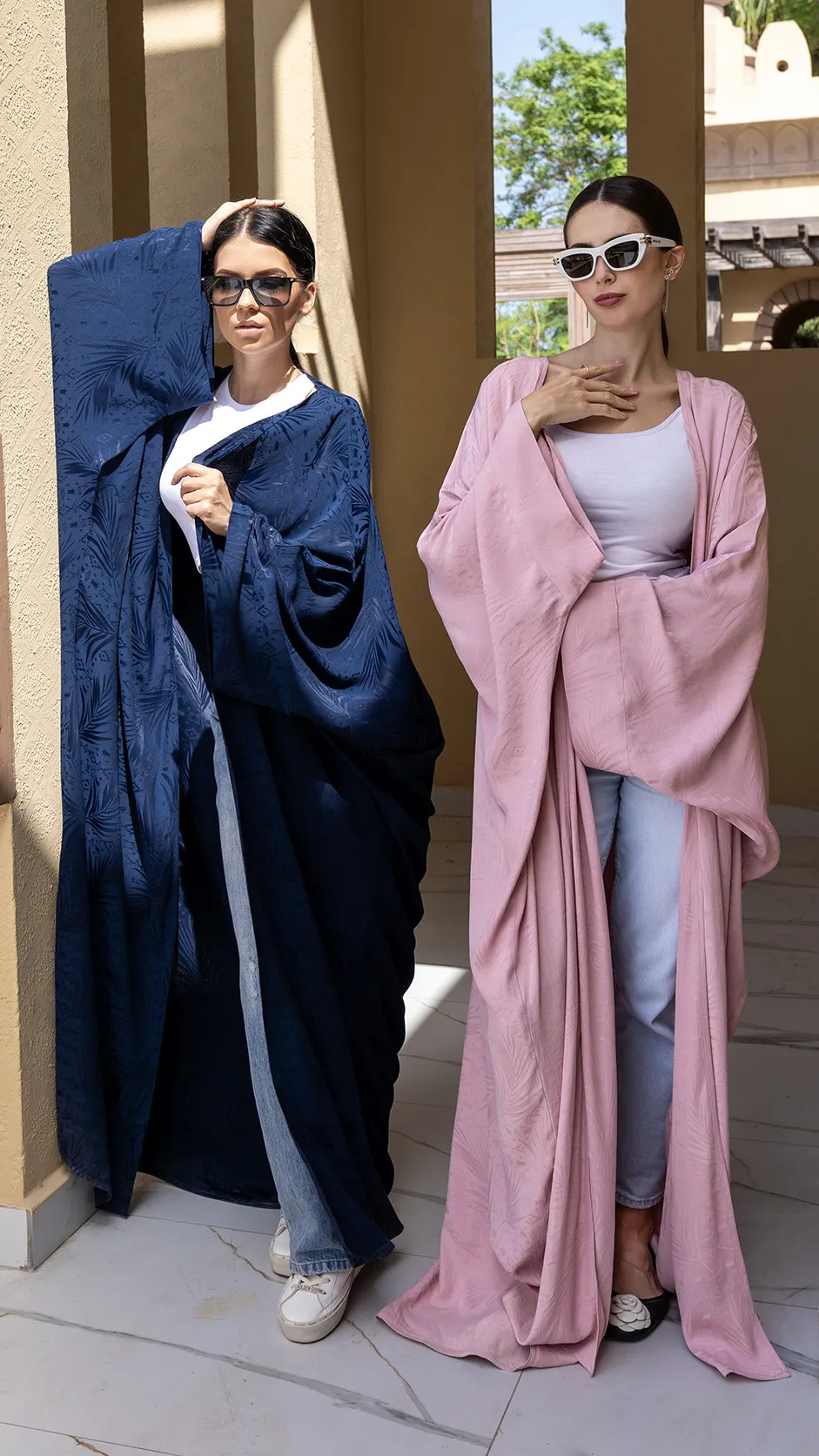 عباية جاكار مفتوحة