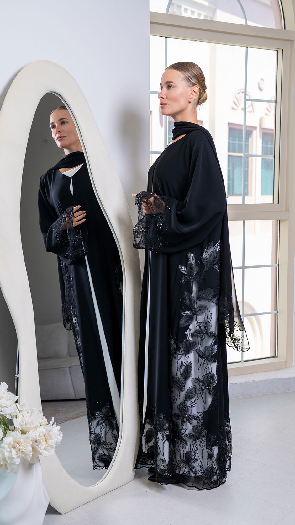 Luxury Black Lace Stone Abaya