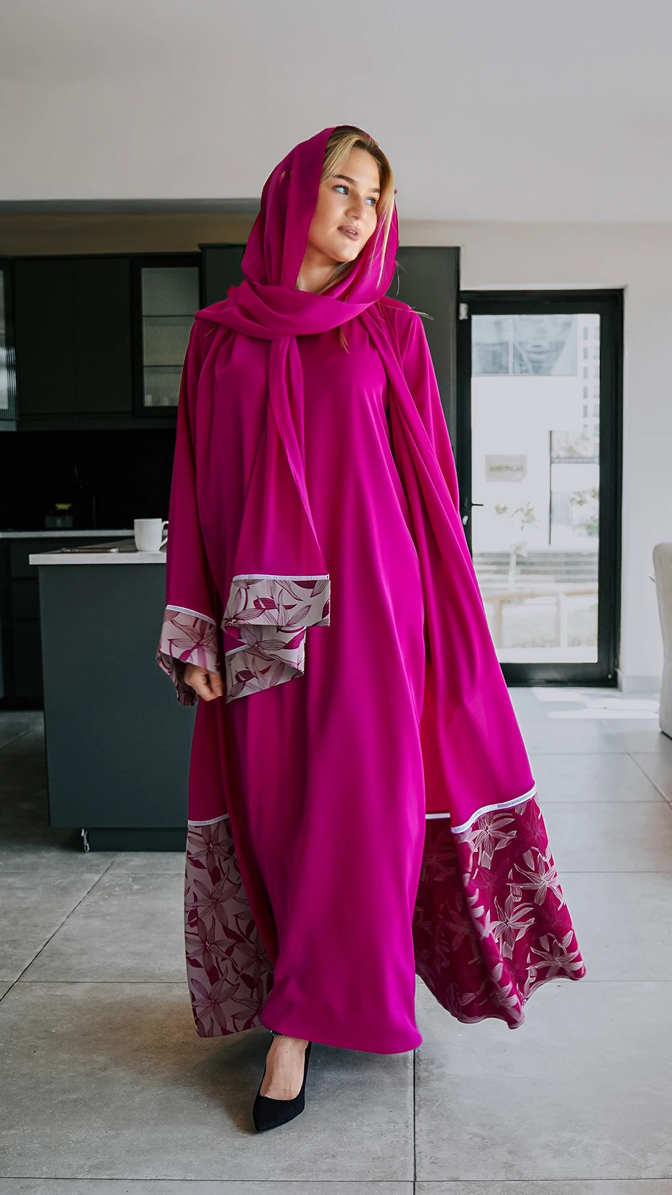Two-Tone Lace Open Abaya