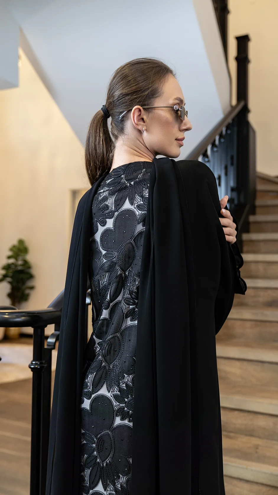 Premium Dantel Stone Abaya