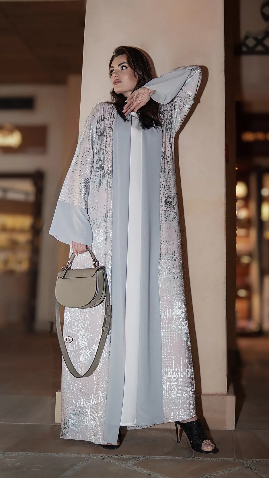 عباية مفتوحة أزرق سماوي مطبوعة ذاتيًا