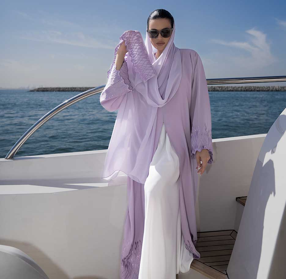 تسوقي العبايات الفاخرة من متجر حبايب الإلكتروني في دبي