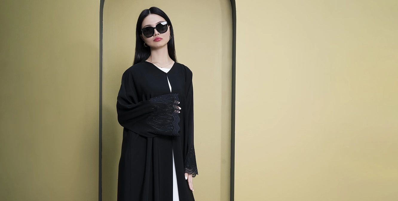 an abaya suits fo petite figures