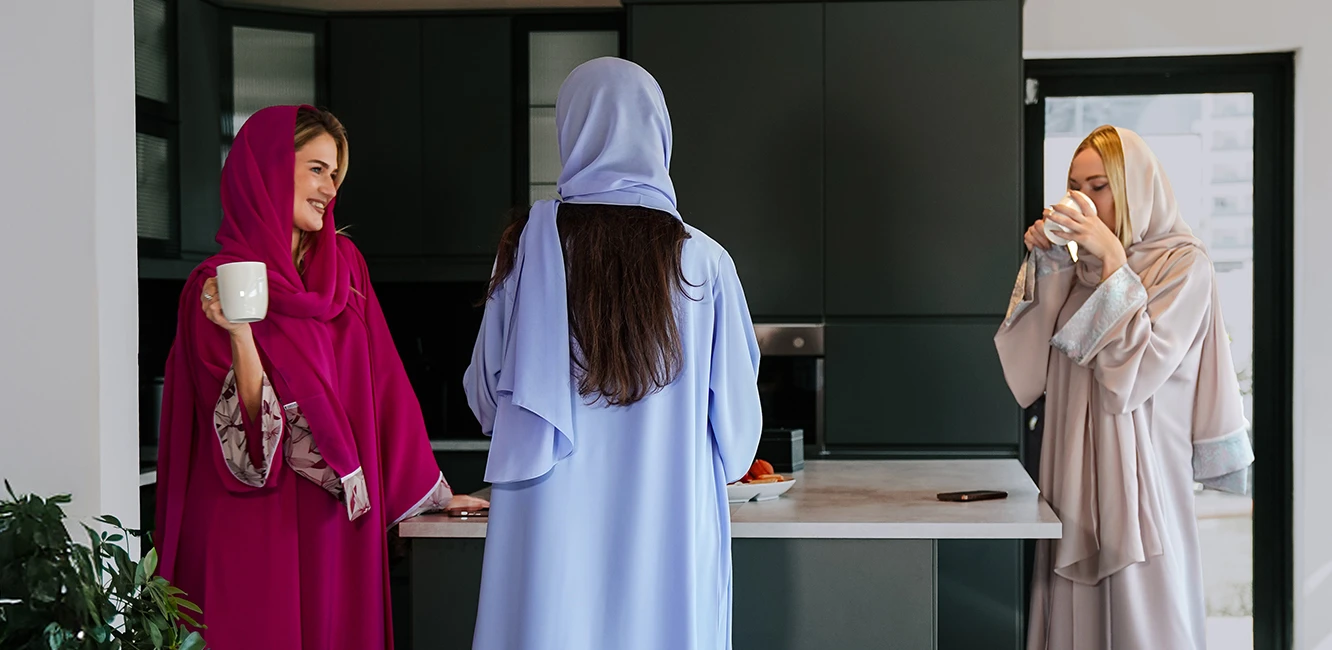 عبايات خفيفة الوزن للعمل